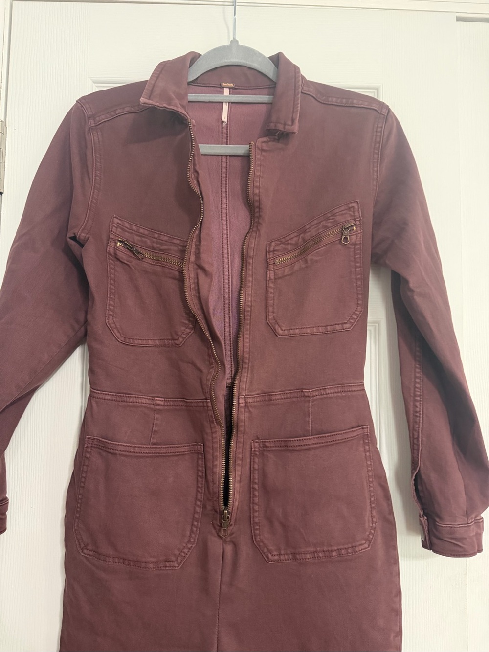 Free People Lennox Jumpsuit Sz  Small Utility Pockets Burgundy Brown Bitter Bark - Picture 11 of 15